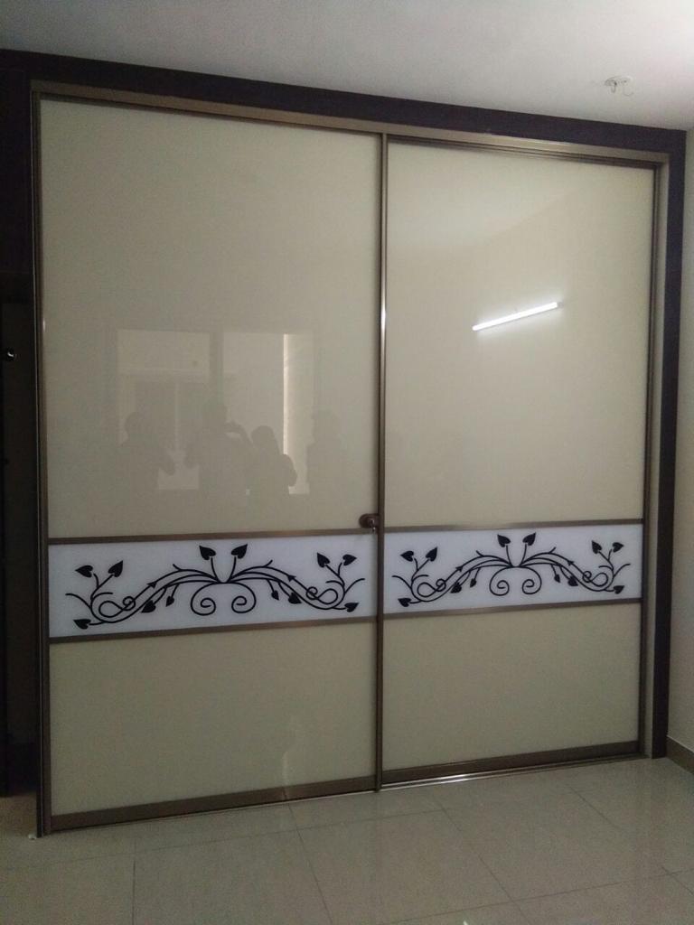 beautiful-wardrobe-designs-modular-wardrobes-dealers-manufacturers-in-noida-greater-noida-india